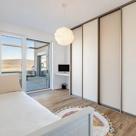 Panorama Bory Penthouse * Bratislava